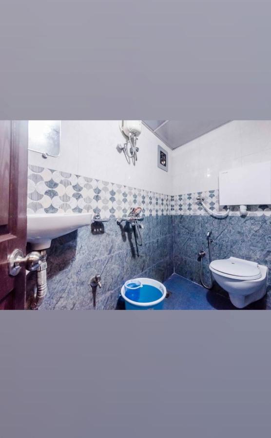 Awesome Dormitory Male Only Mumbai Dış mekan fotoğraf